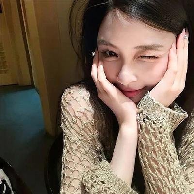女仆的露天咖啡厅